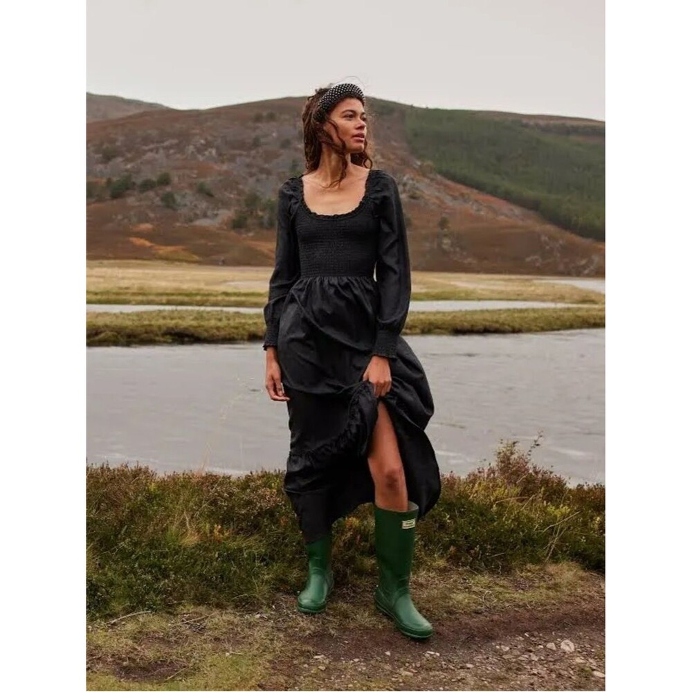 Hill House Black Long Sleeve Taffeta Nap Dress